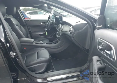 2020 Mercedes-Benz Gla 250 4Matic z USA, uszkodzony, nr VIN WDCTG4GB1LU027075